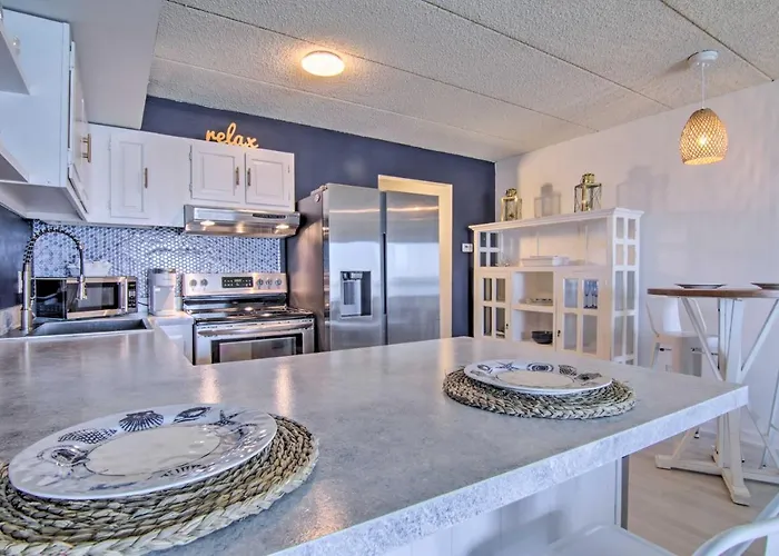 Waterfront + Pool! Ocean 1 Mi To Holiday home