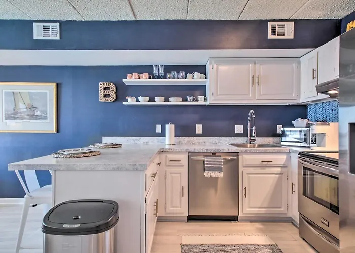Holiday home Waterfront + Pool! Ocean 1 Mi To