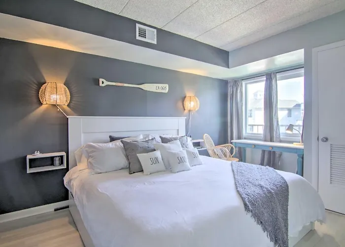 Waterfront + Pool! Ocean 1 Mi To Holiday home