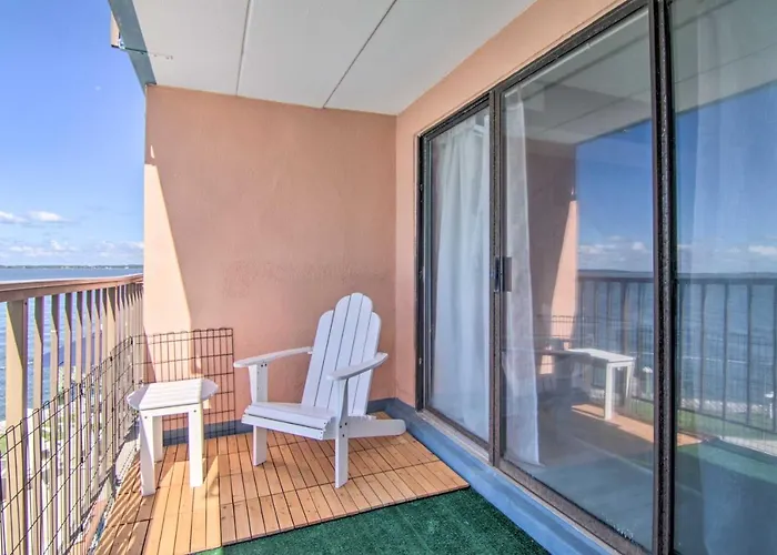 Holiday home Waterfront + Pool! Ocean 1 Mi To